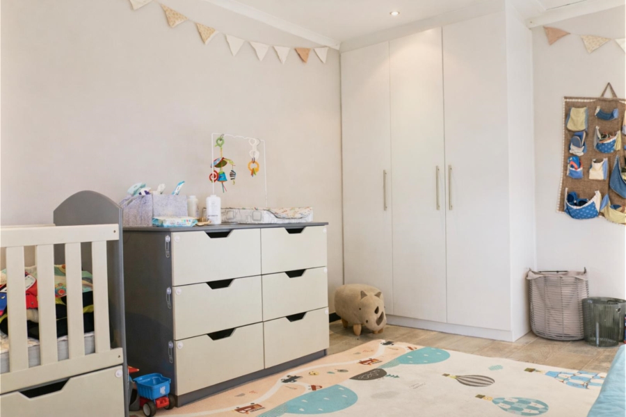 4 Bedroom Property for Sale in Flamingo Vlei Western Cape